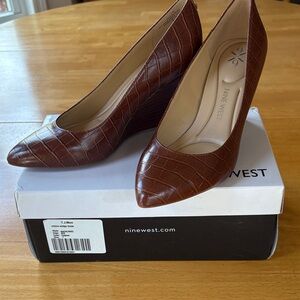 Nine West Cognac Croc-Pattern Wedges